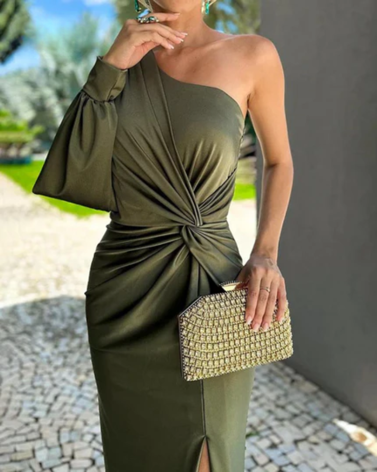 Odessa - Asymmetrisk Ruched Bandage Midi-kjole