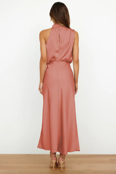 Eva - Lang Kjole med Halterneck