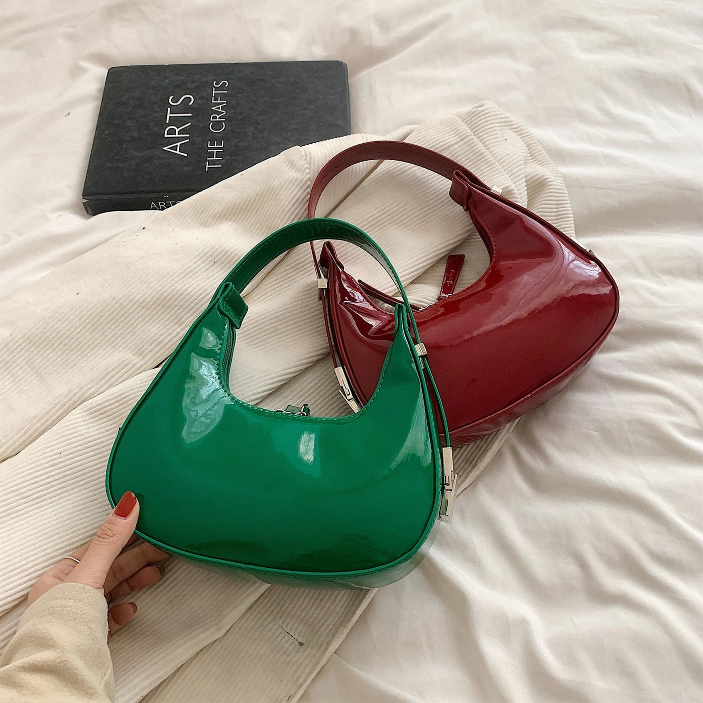 bella™ – vintage halvmåne skuldertaske
