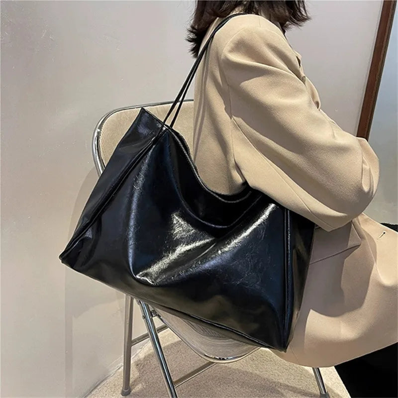 lisa™ – rummelig brun tote taske i læderlook