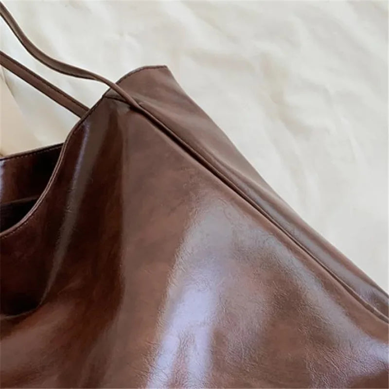 lisa™ – rummelig brun tote taske i læderlook