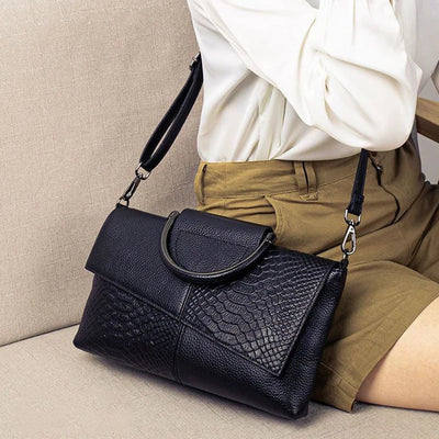 celine™ – struktureret sort håndtaske i læderlook