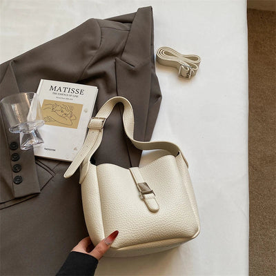 iris™ – moderne bucket taske i læderlook