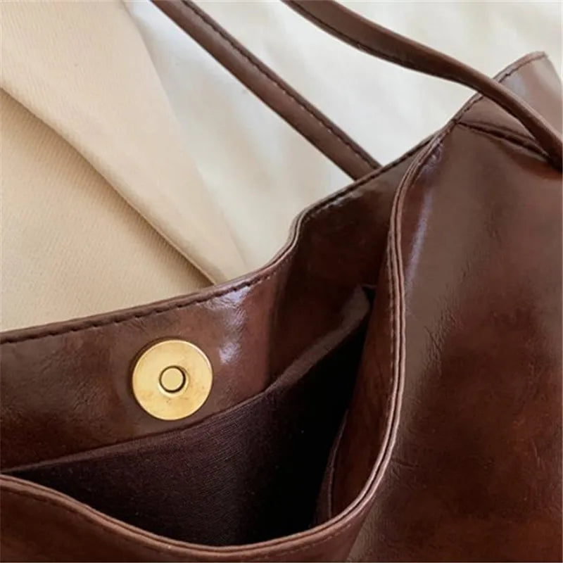 lisa™ – rummelig brun tote taske i læderlook