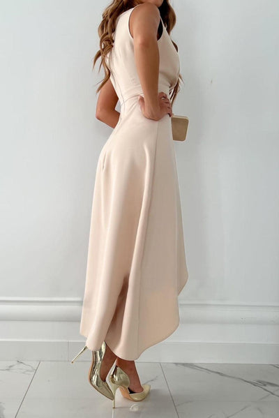 Lila – Chic Wrap-midikjole med V-hals