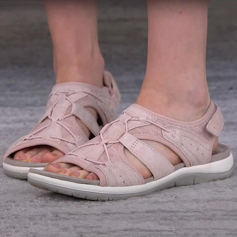 Ariana – Stilfulde, justerbare sommersandaler med svangstøtte 