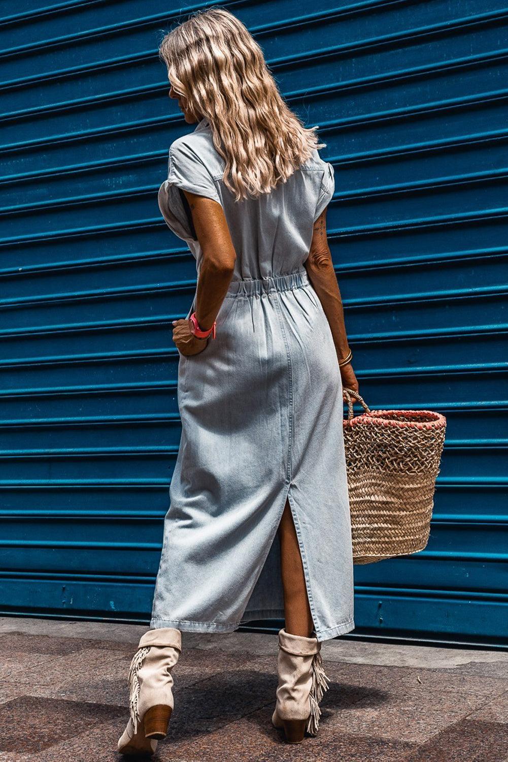 Katrine | Elegant Denimkjole med Korte Flagermusærmer