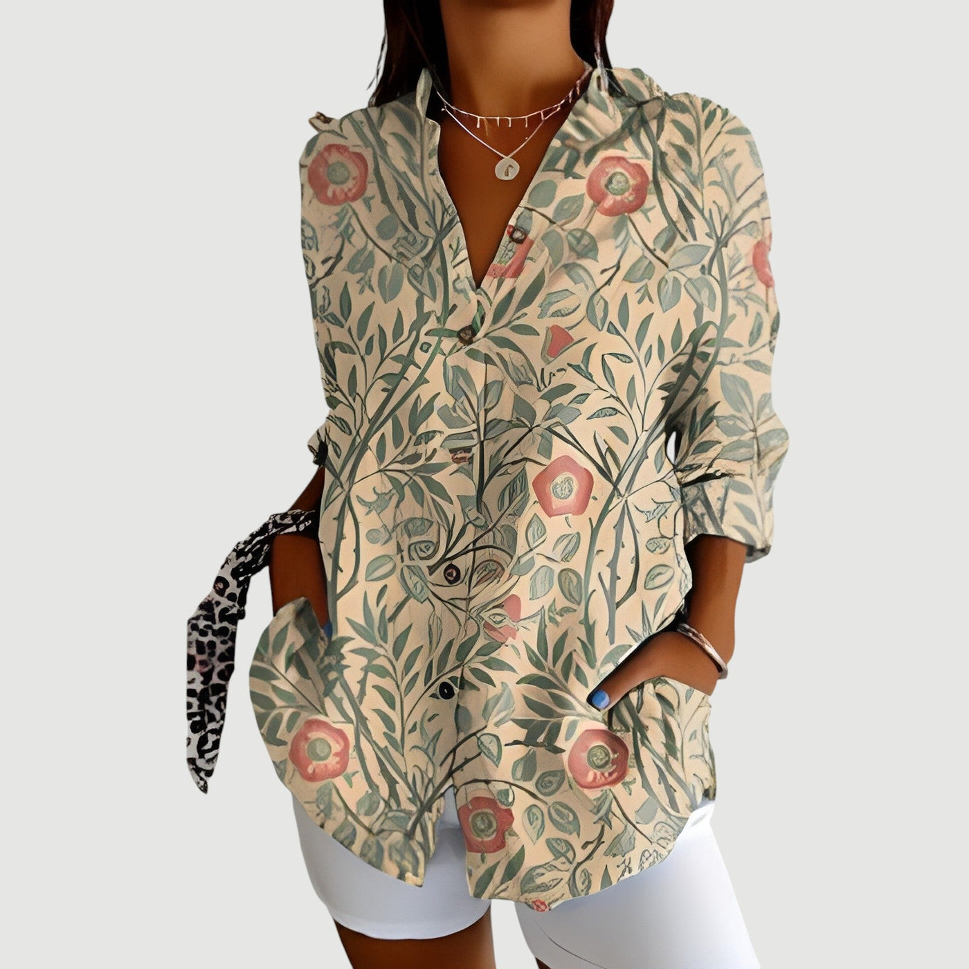 Nora™ | Bluse med farverigt design